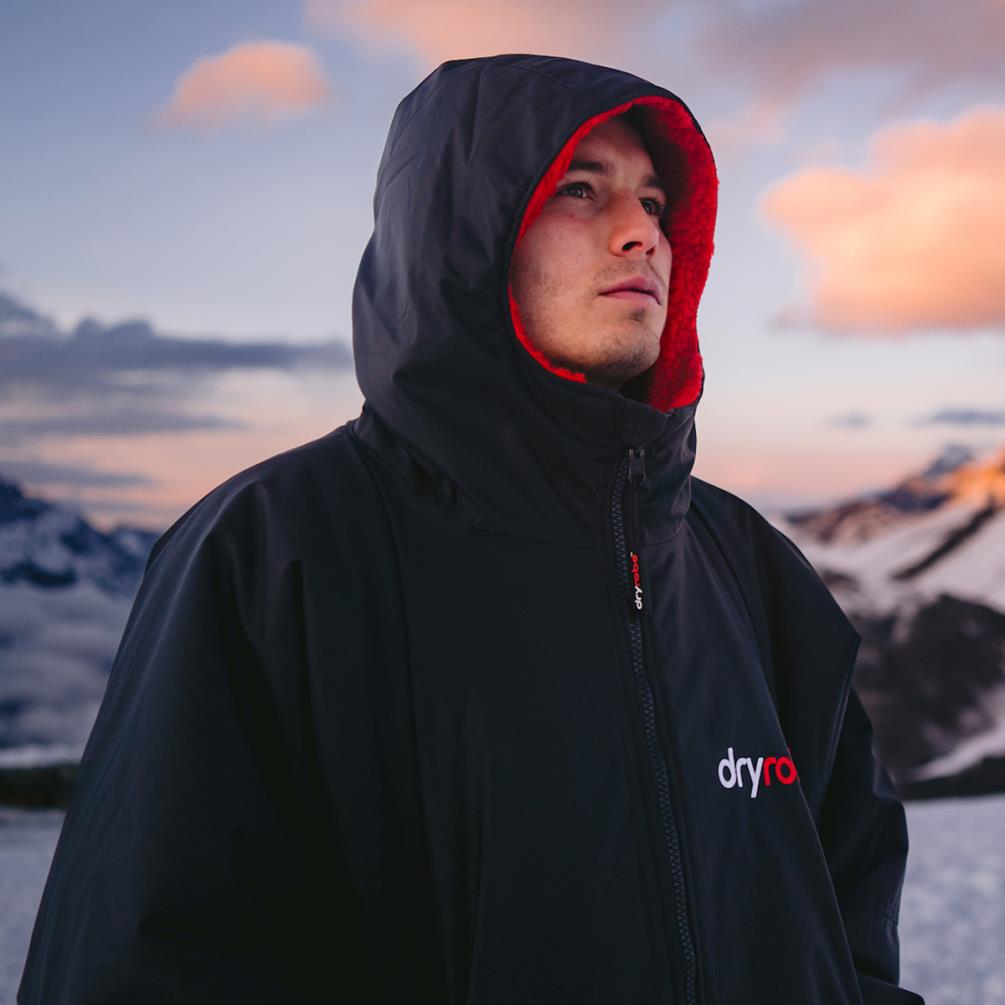 dryrobe Advance Long Sleeve Changing Robe - Black / Red Extra Image 8